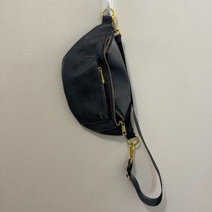 Fawny Pack (Fawn Fanny Pack) Navy